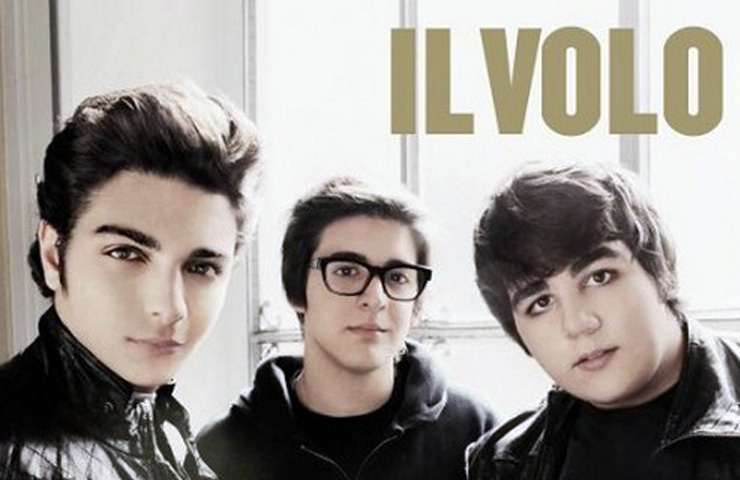 THREE ANGELS WITH A SINGLE WING, WHO FLY WHILE HUGGED – Il Volo, when